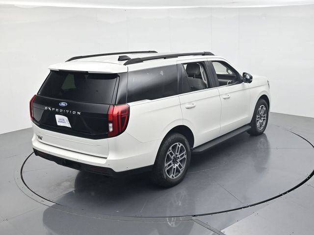 Certified 2025 Ford Expedition Active AWD/4WD image 45