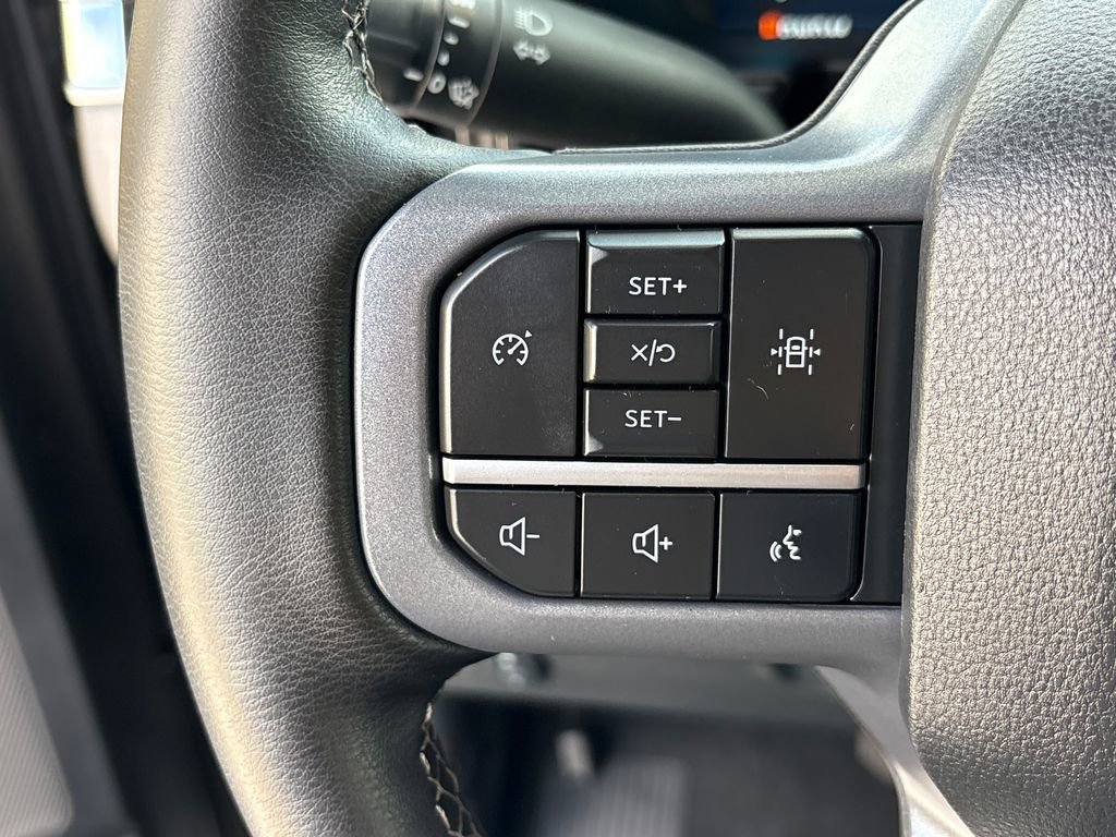Certified 2025 Ford F250 Lariat w/ Tremor Off-Road Package AWD/4WD image 17