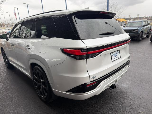 Used 2025 Lexus TX 500h AWD w/ Technology Package image 2