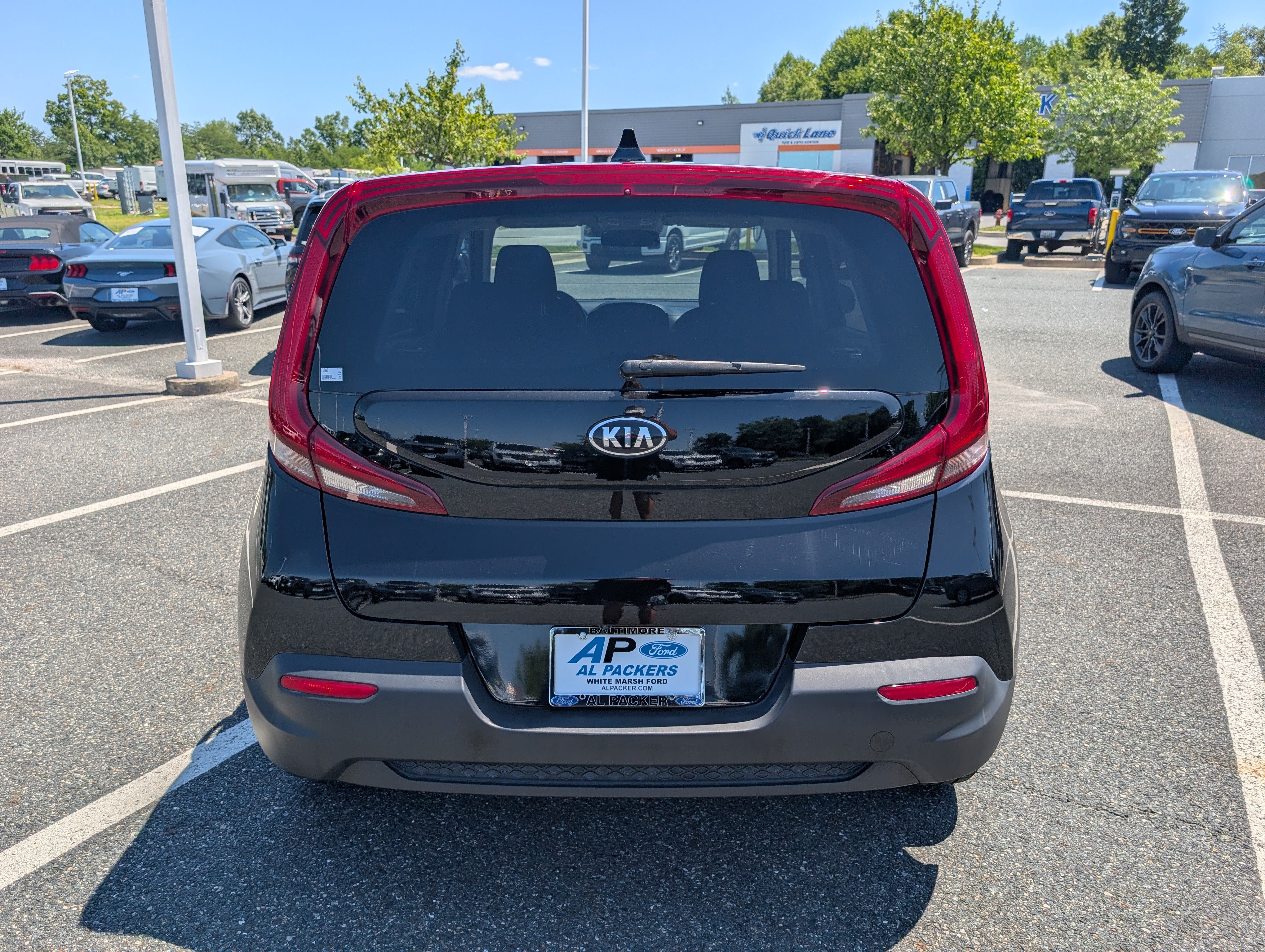 Used 2020 Kia Soul LX FWD image 4
