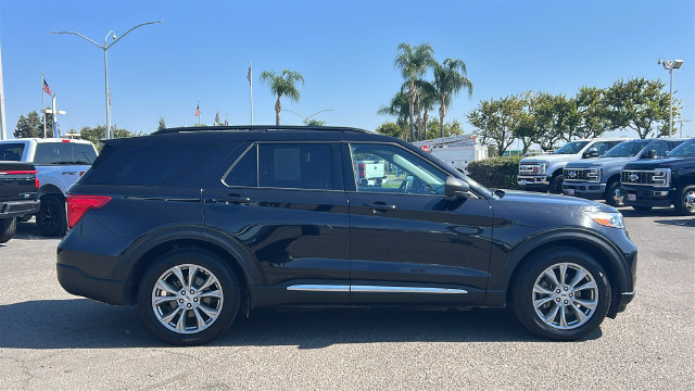 Certified 2023 Ford Explorer XLT w/ Equipment Group 202A RWD image 2