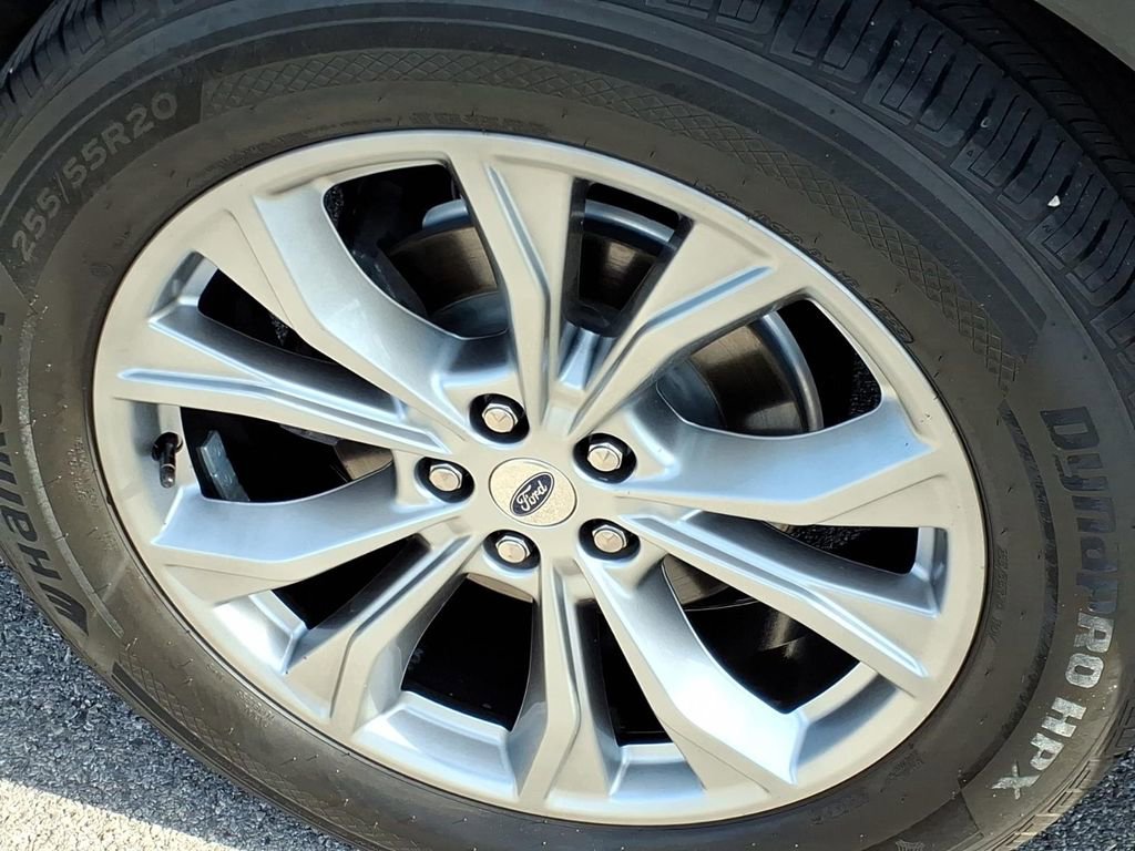 Certified 2020 Ford Explorer Limited RWD image 8