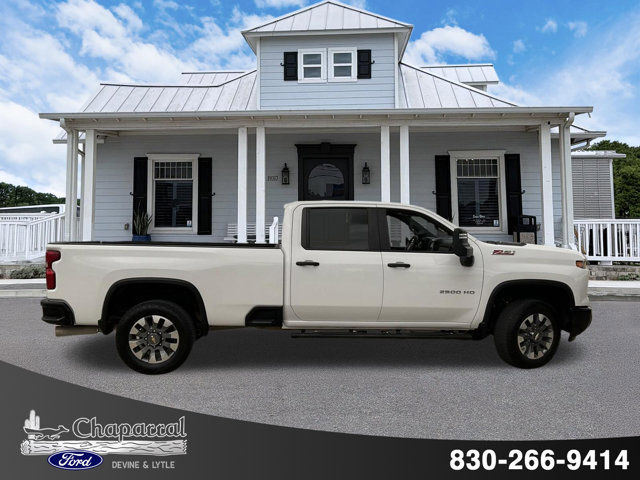 Used 2025 Chevrolet Silverado 2500 Custom w/ Custom Value Package AWD/4WD image 5