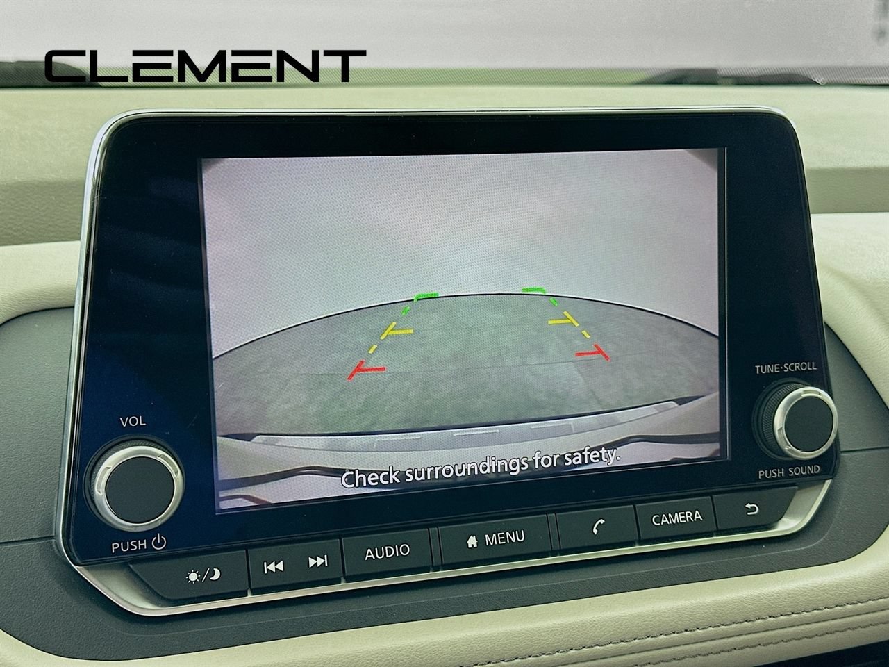 Used 2023 Nissan Rogue SV FWD image 20