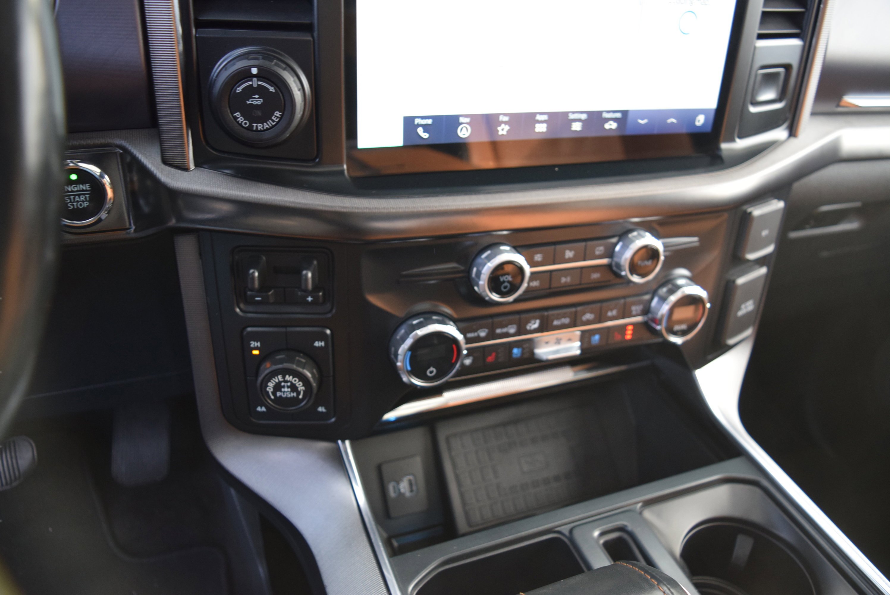 Certified 2021 Ford F150 Platinum w/ Equipment Group 701A High image 15