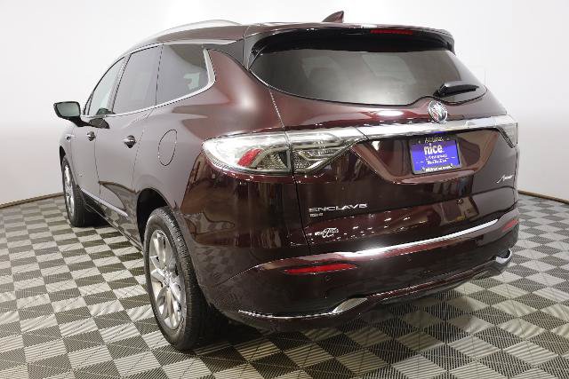 Used 2023 Buick Enclave Avenir w/ Avenir Technology Package AWD/4WD image 8