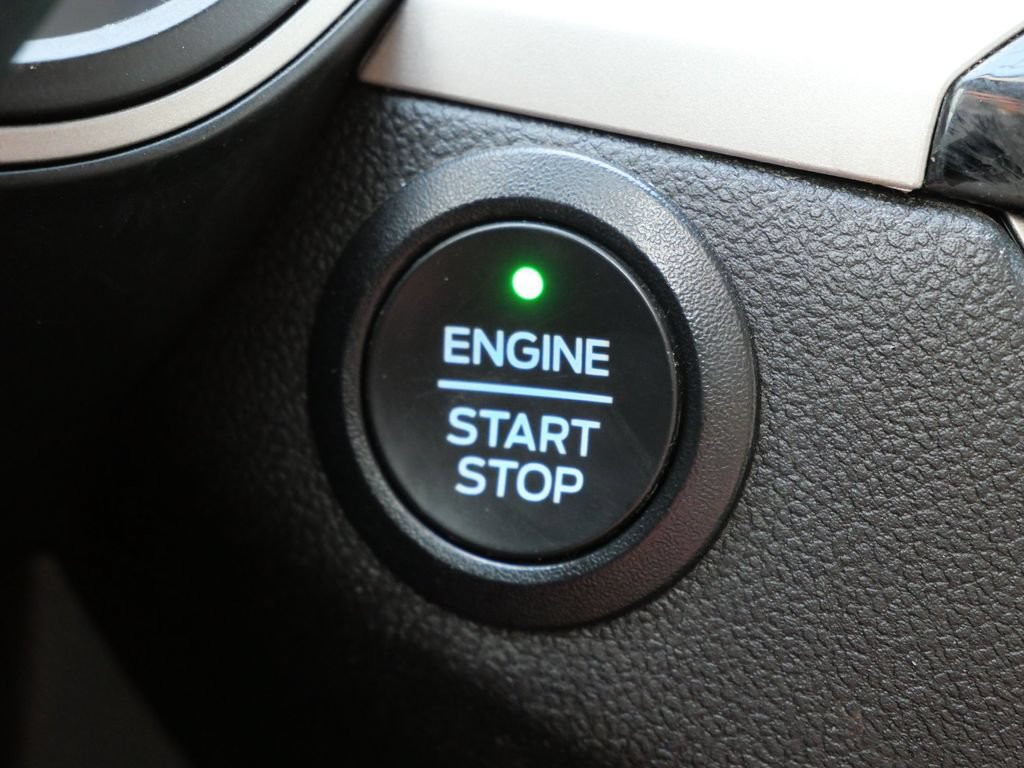 Certified 2021 Ford Escape SE w/ SE Sport Appearance Package AWD/4WD image 26