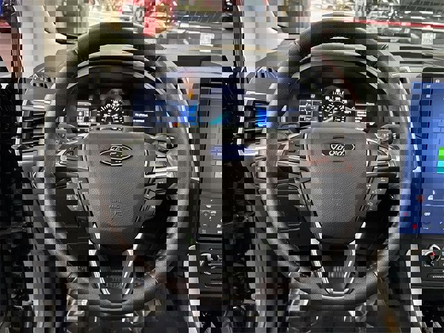 Certified 2024 Ford Edge SEL w/ Convenience Package image 6