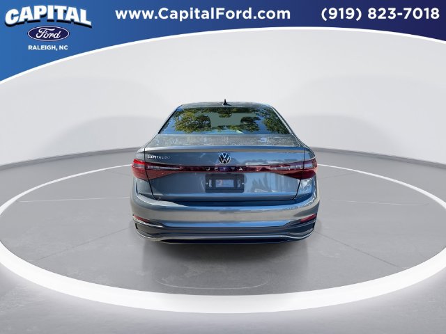 Used 2025 Volkswagen Jetta Sport FWD image 7