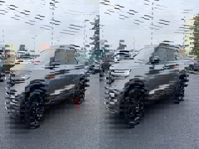 Certified 2023 Ford Explorer ST w/ Equipment Group 401A image 4