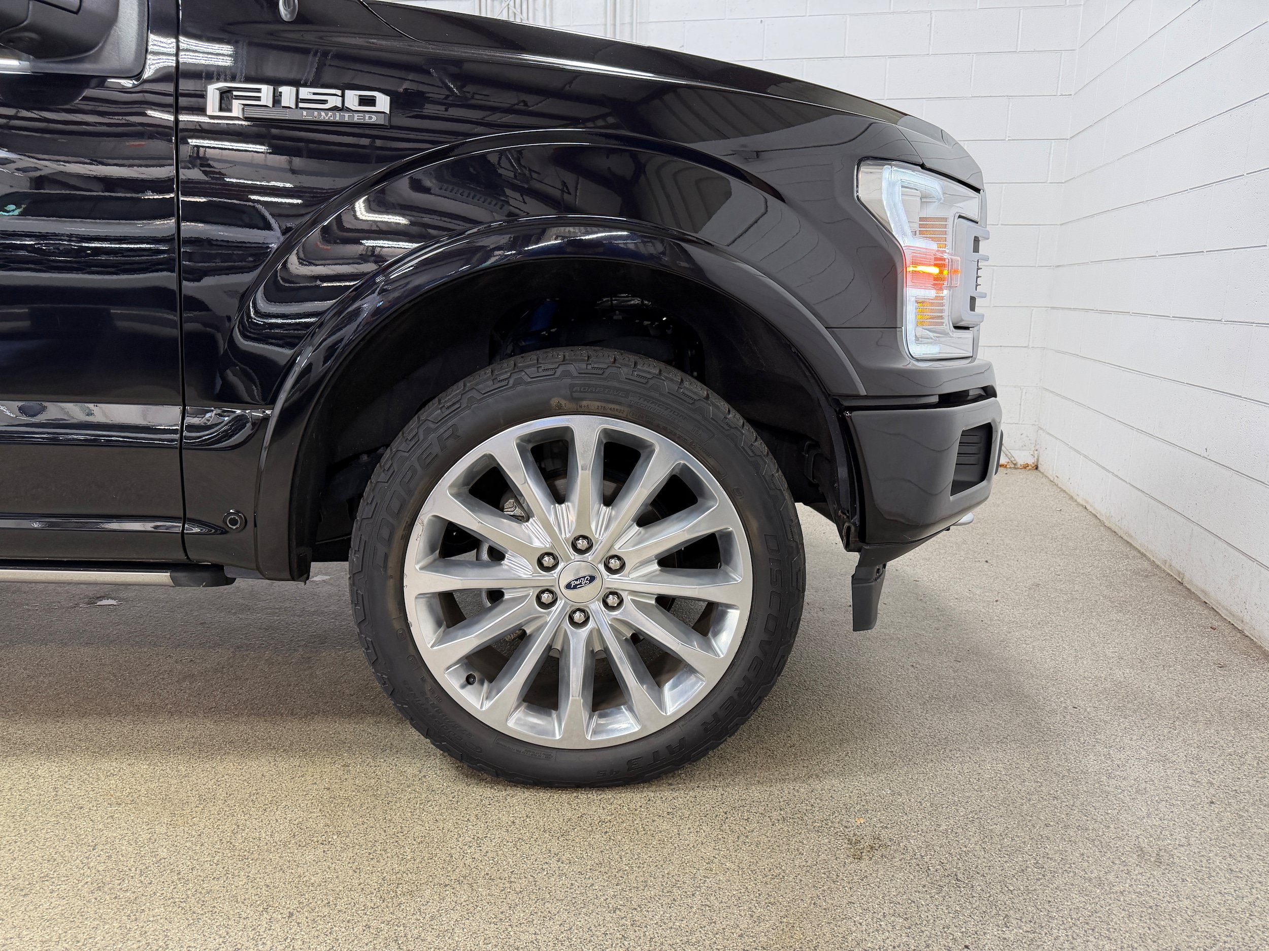 Certified 2019 Ford F150 Limited w/ Trailer Tow Package AWD/4WD image 40