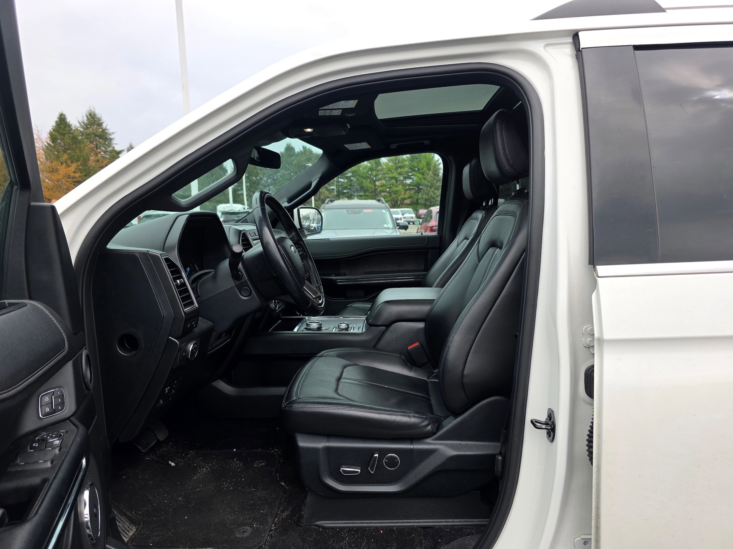 Certified 2021 Ford Expedition Limited AWD/4WD image 19