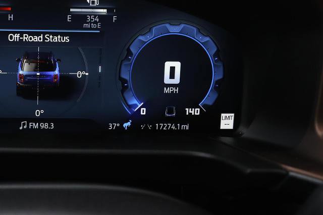 Certified 2025 Ford Bronco Sport Outer Banks w/ Outer Banks Tech Package+ AWD/4WD image 39