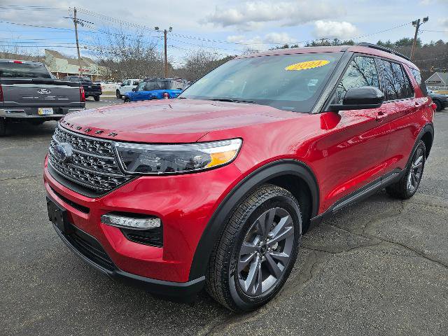 Certified 2024 Ford Explorer XLT w/ Equipment Group 202A