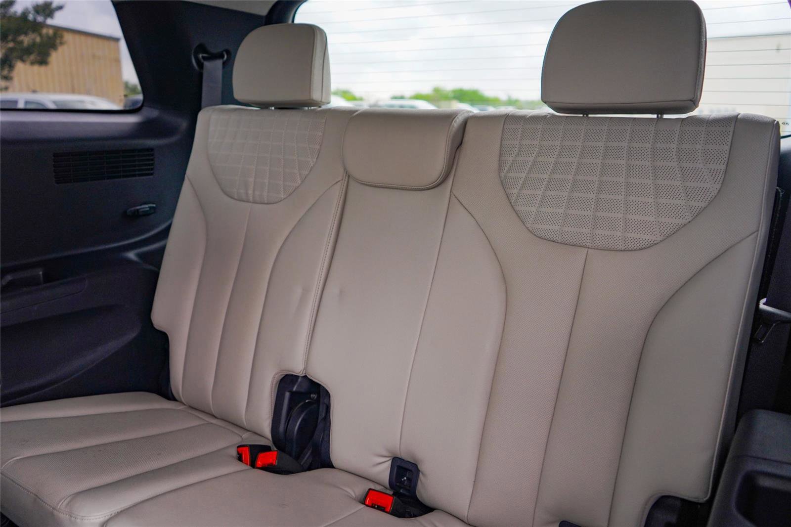 Used 2023 Hyundai Palisade Limited FWD image 31