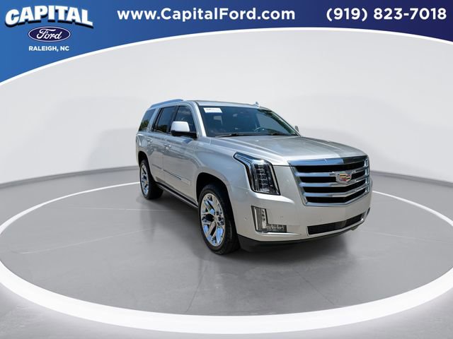 Used 2020 Cadillac Escalade Premium Luxury AWD/4WD image 2