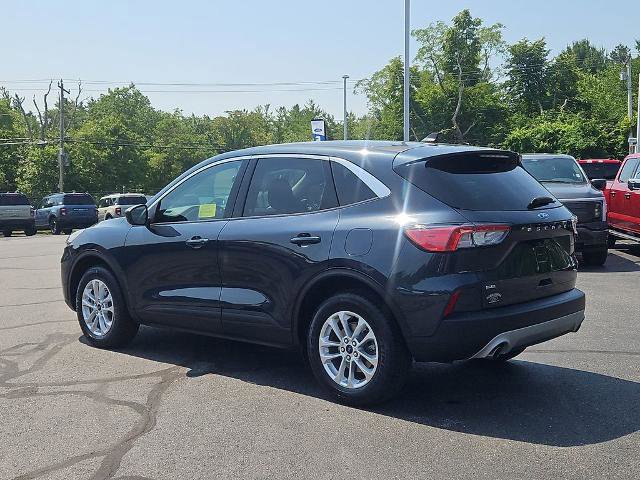 Certified 2022 Ford Escape SE w/ Convenience Package image 2