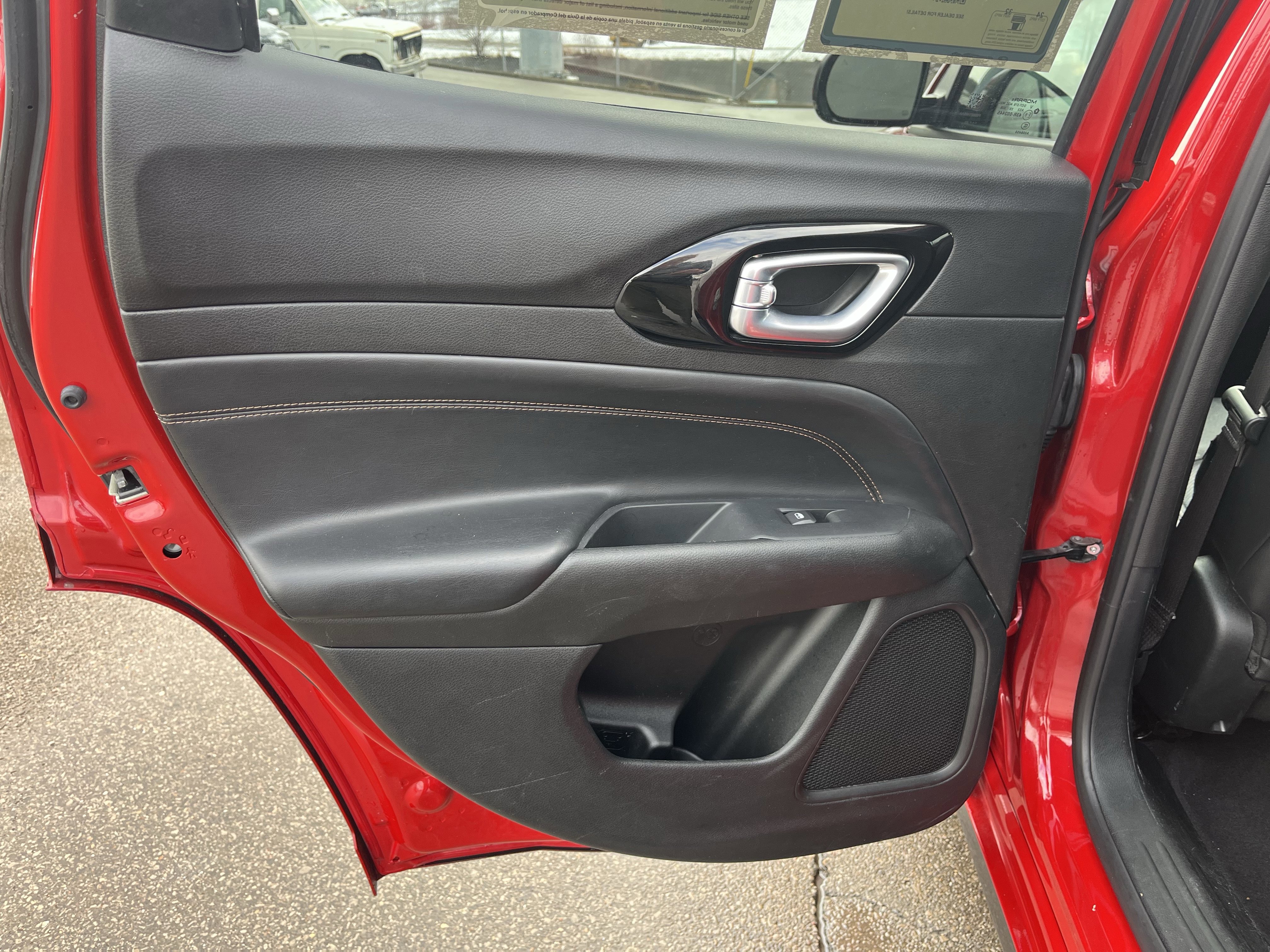 Used 2023 Jeep Compass Limited image 30