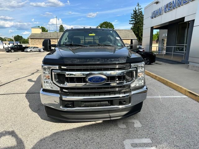 Certified 2022 Ford F350 XL w/ STX Appearance Package AWD/4WD image 3