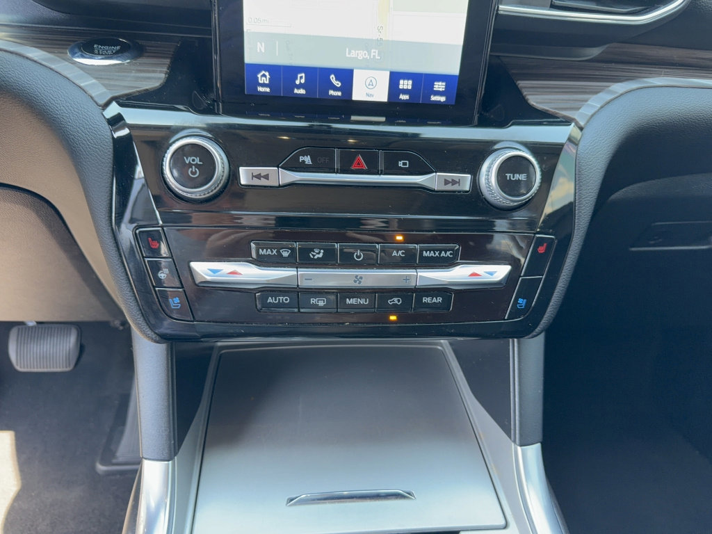 Certified 2023 Ford Explorer Limited w/ Limited Technology Package image 23