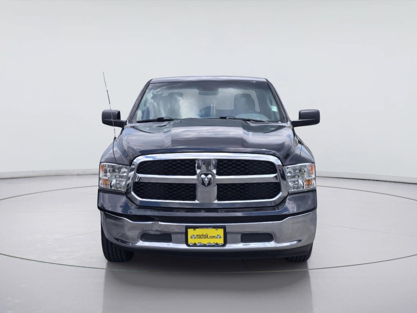 Used 2019 RAM 1500 Tradesman w/ Chrome Appearance Group RWD image 2
