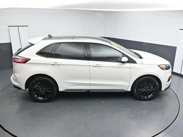 Certified 2024 Ford Edge ST-Line w/ Class II Trailer Tow Package AWD/4WD image 26