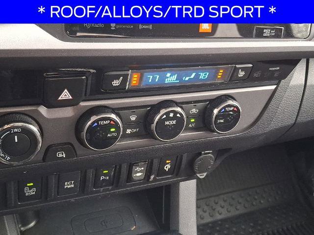 Used 2017 Toyota Tacoma TRD Sport AWD/4WD image 16