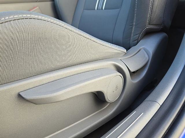 Used 2025 Hyundai Elantra Sport FWD image 21