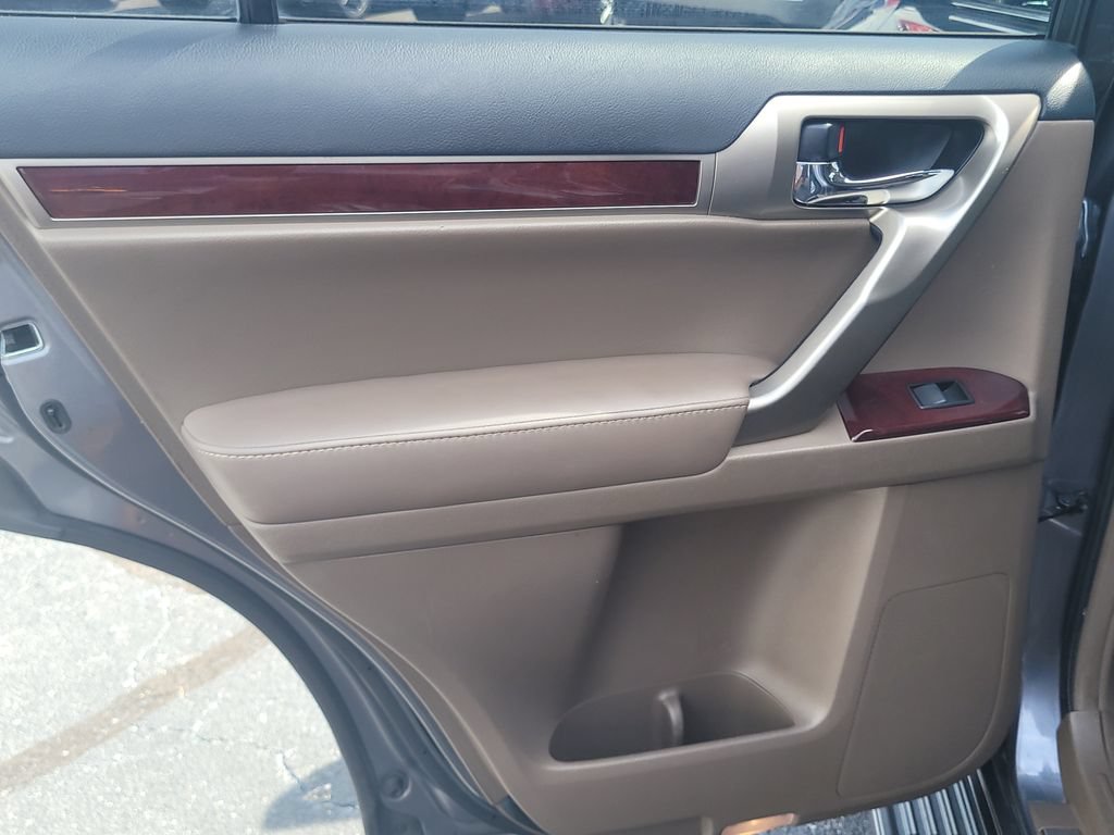 Used 2019 Lexus GX 460 Premium AWD/4WD image 8