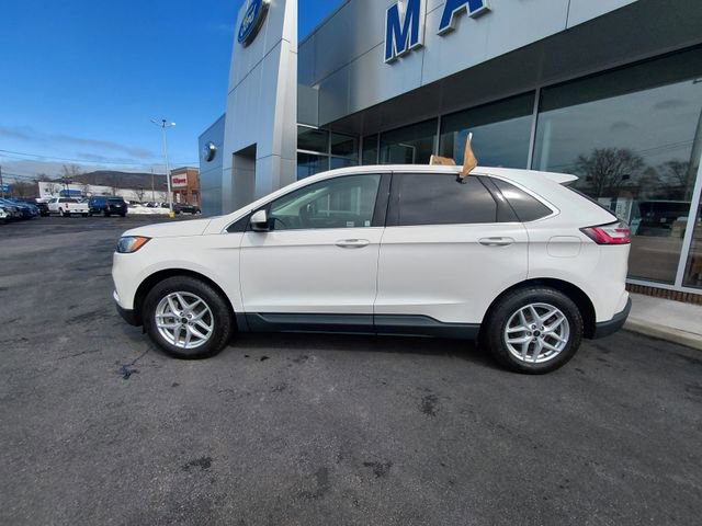 Certified 2023 Ford Edge SEL w/ Convenience Package AWD/4WD image 3