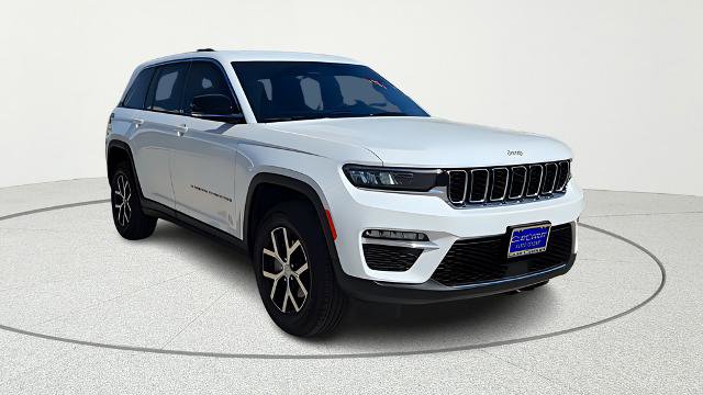 Used 2025 Jeep Grand Cherokee Limited image 1