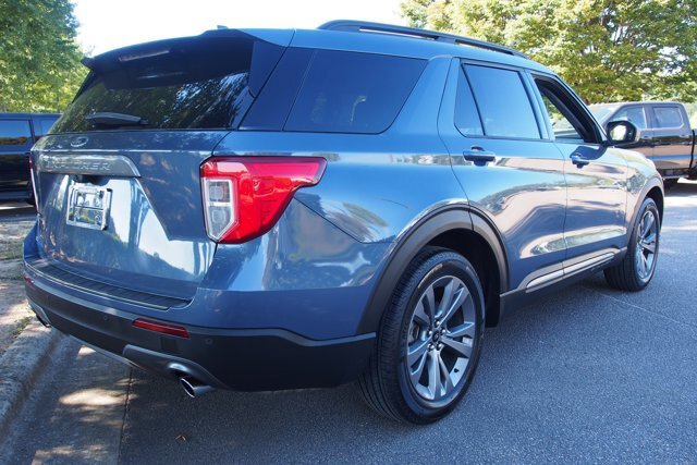Certified 2021 Ford Explorer XLT w/ Equipment Group 202A RWD image 7