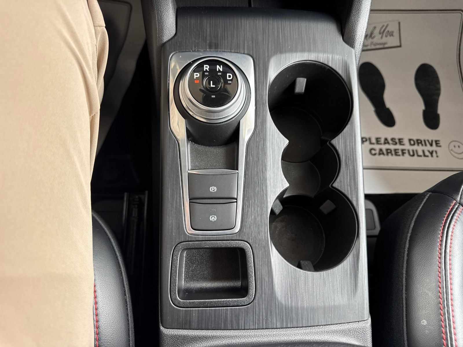 Certified 2023 Ford Escape ST-Line Select AWD/4WD image 32