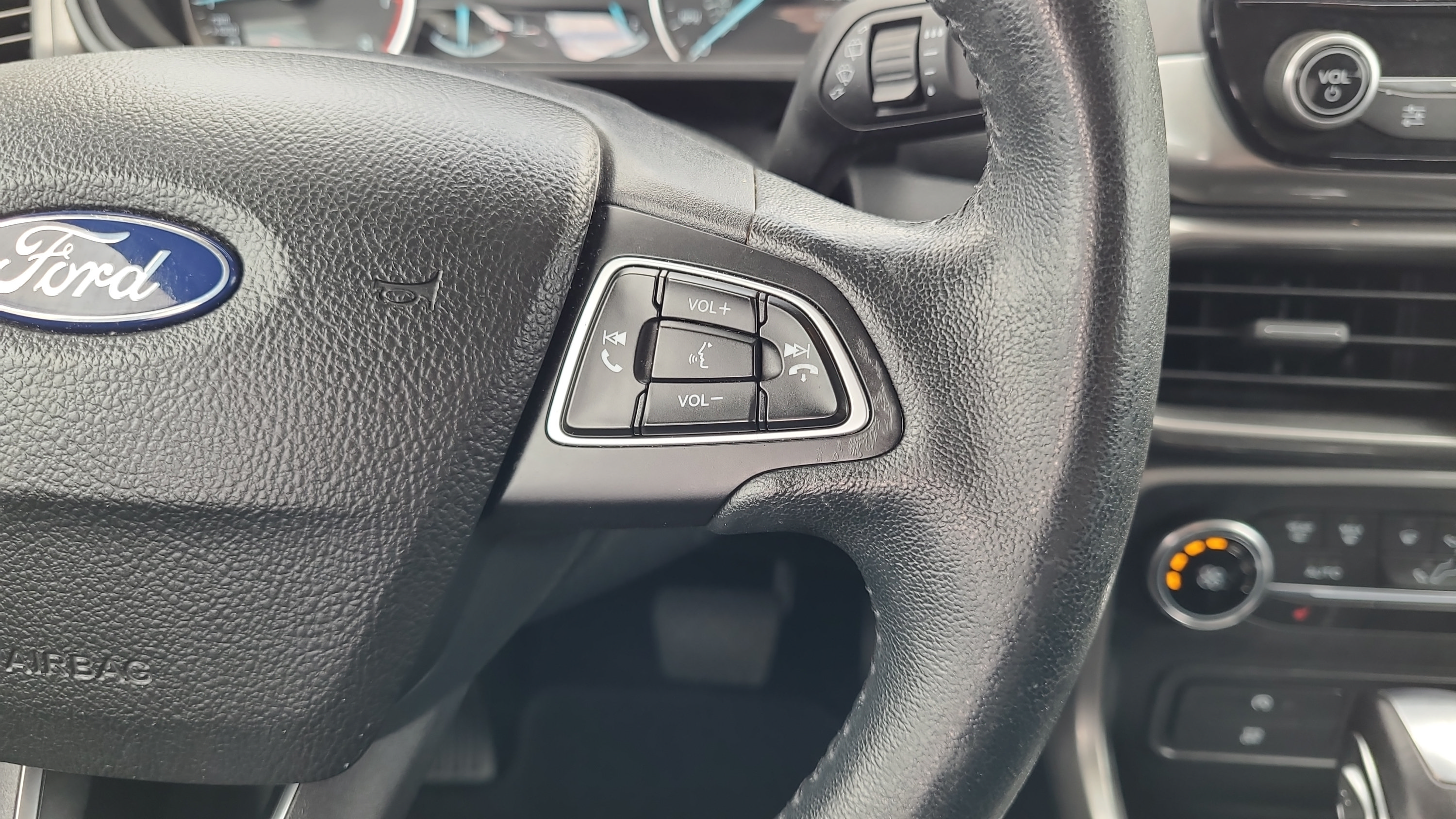 Certified 2020 Ford EcoSport SE FWD image 13
