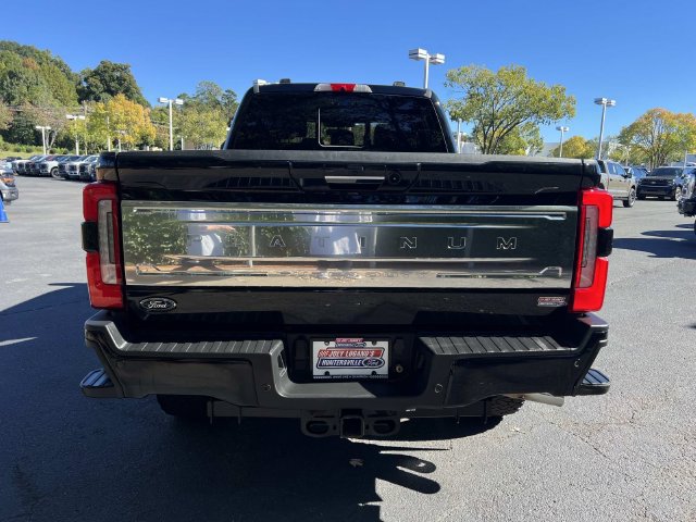 Certified 2023 Ford F350 Platinum w/ FX4 Off-Road Package AWD/4WD image 12