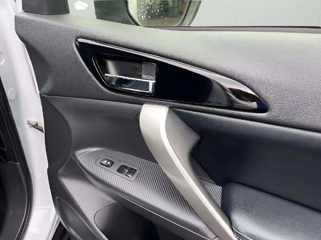 Used 2024 Mitsubishi Eclipse Cross SE AWD/4WD image 9