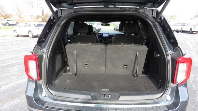 Certified 2022 Ford Explorer ST-Line w/ Class IV Trailer Tow Package image 32