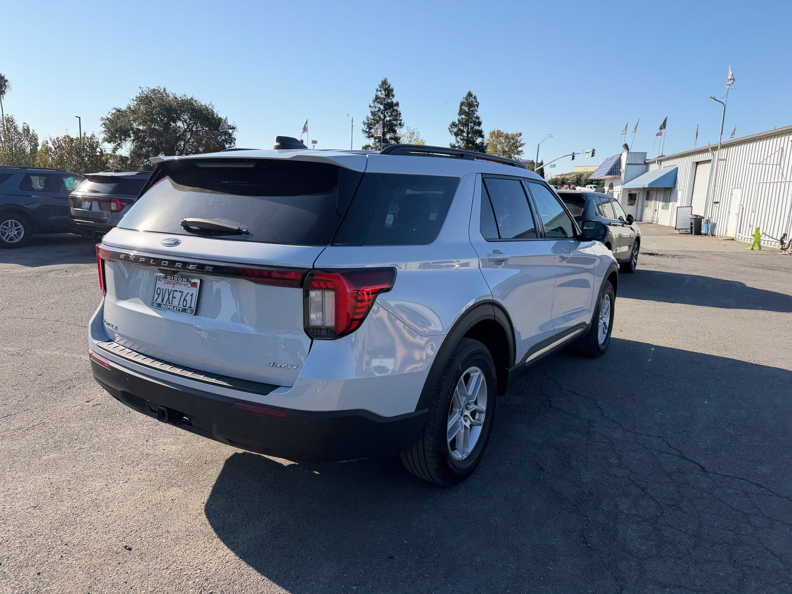 Certified 2025 Ford Explorer Active AWD/4WD image 5