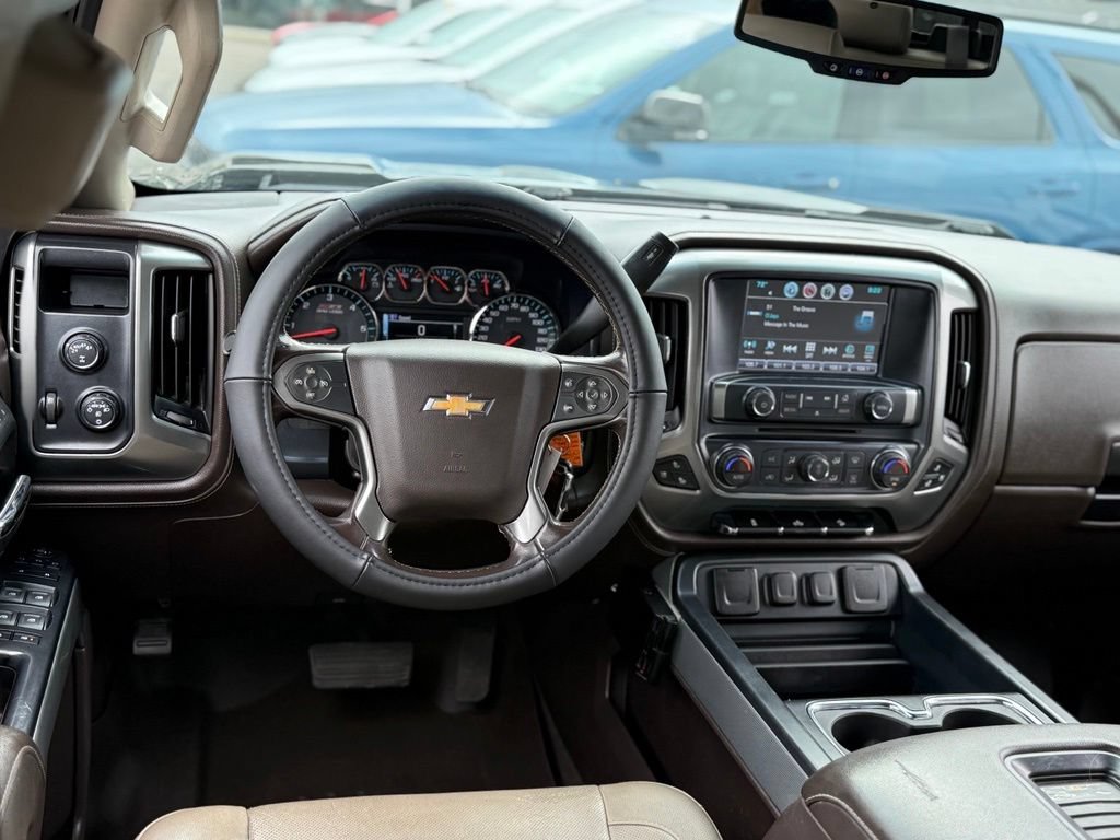 Used 2018 Chevrolet Silverado 1500 LTZ Z71 AWD/4WD image 5
