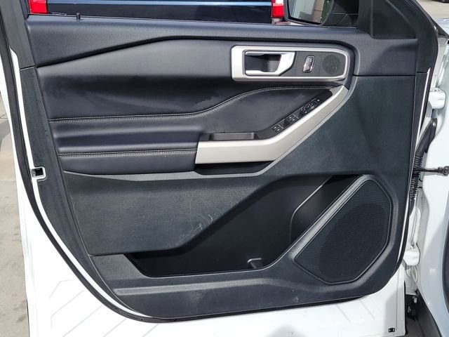 Certified 2024 Ford Explorer XLT w/ Equipment Group 202A image 8