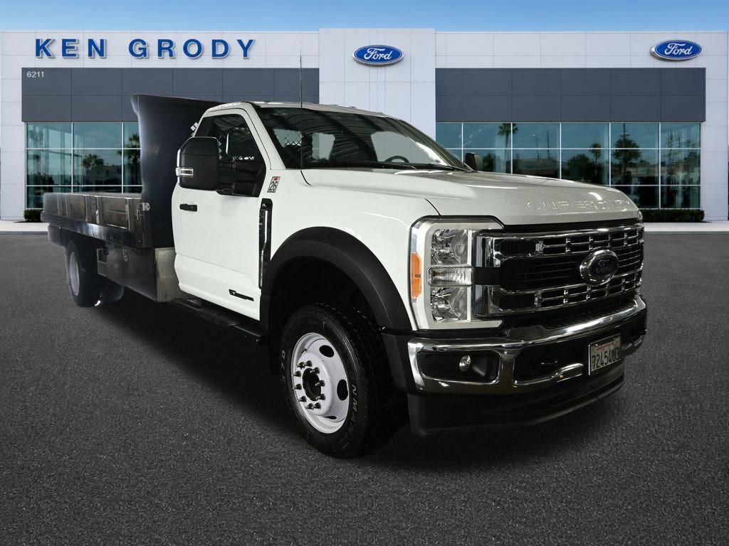 Certified 2023 Ford F450 XL w/ XL Chrome Package RWD image 3