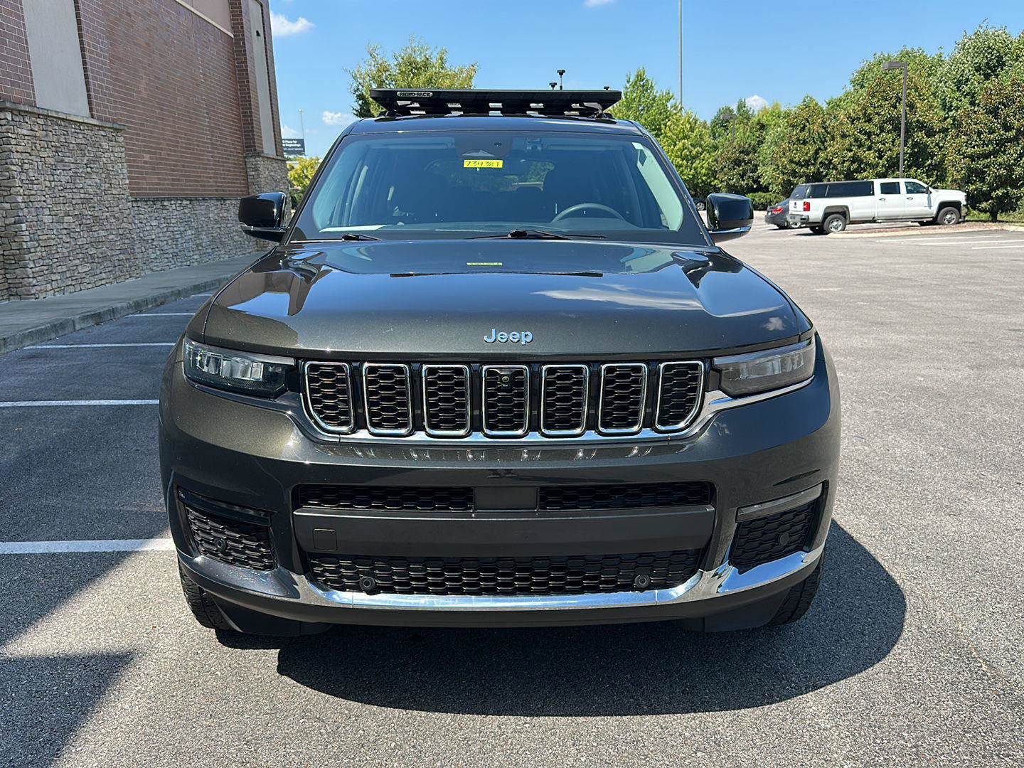 Used 2023 Jeep Grand Cherokee L Limited w/ Luxury Tech Group II AWD/4WD image 9
