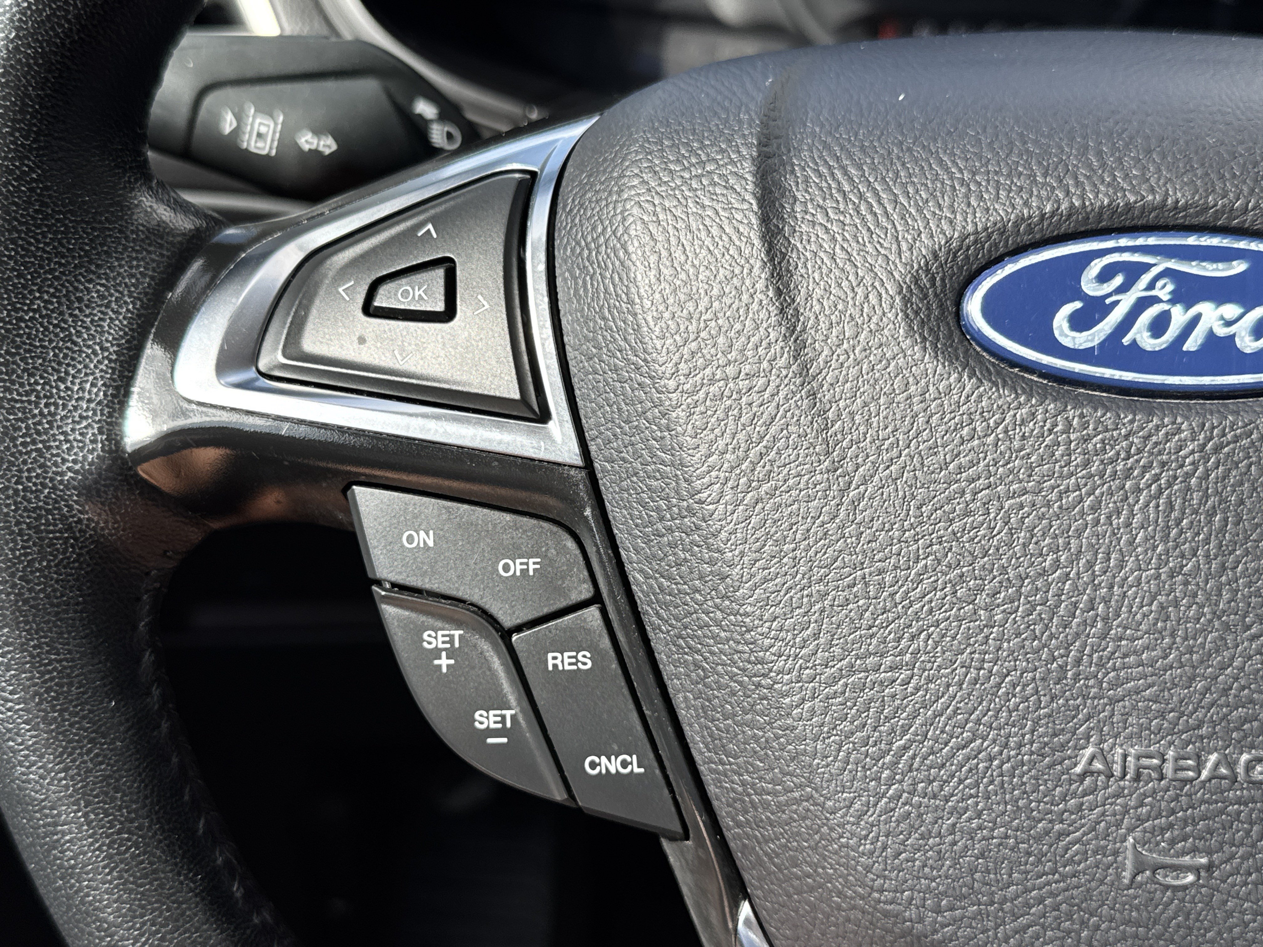 Certified 2024 Ford Edge SEL AWD/4WD image 17