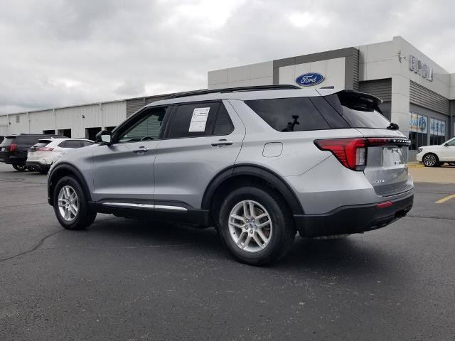Certified 2025 Ford Explorer Active AWD/4WD image 5