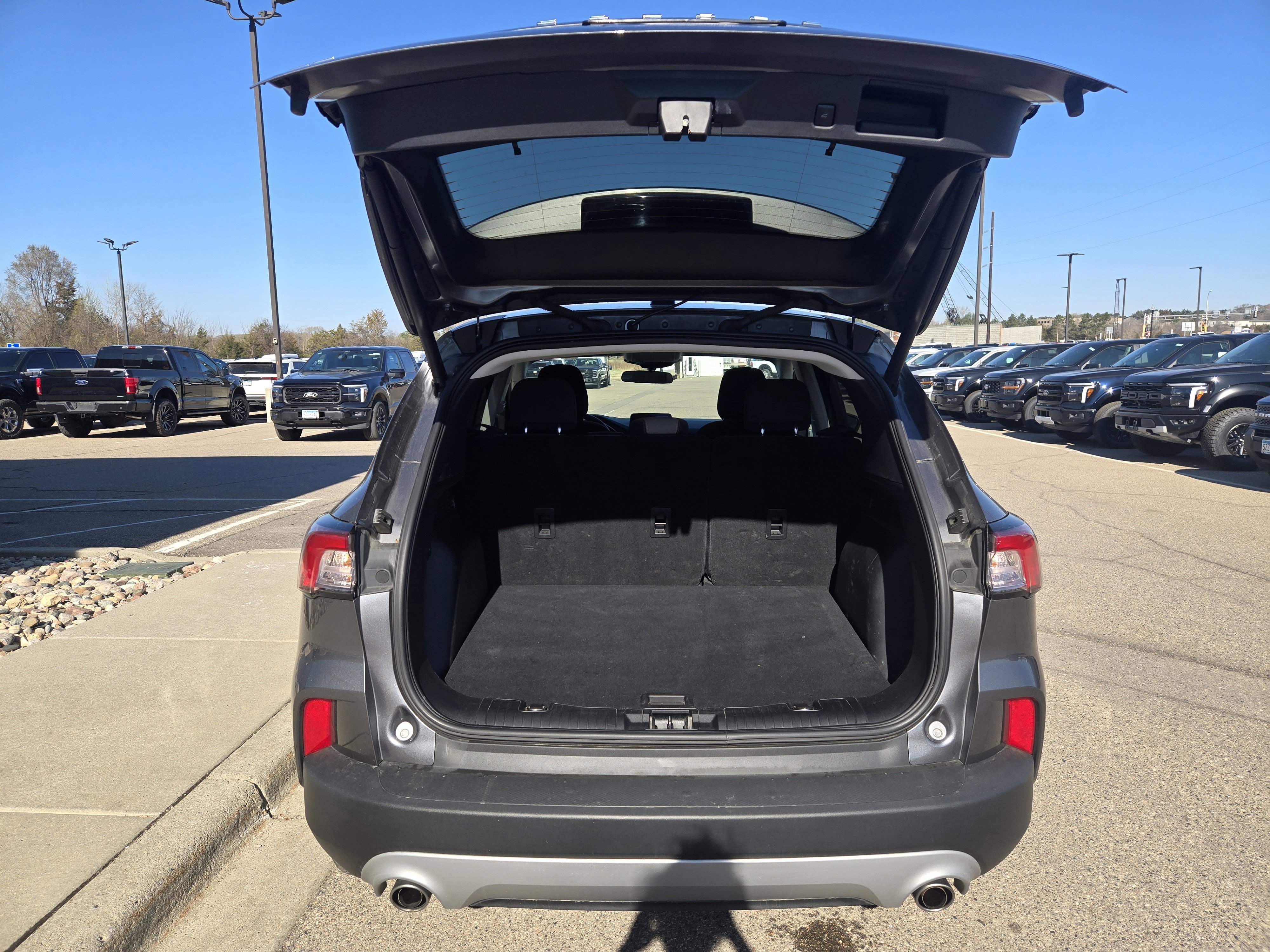 Certified 2022 Ford Escape SE w/ Convenience Package image 16