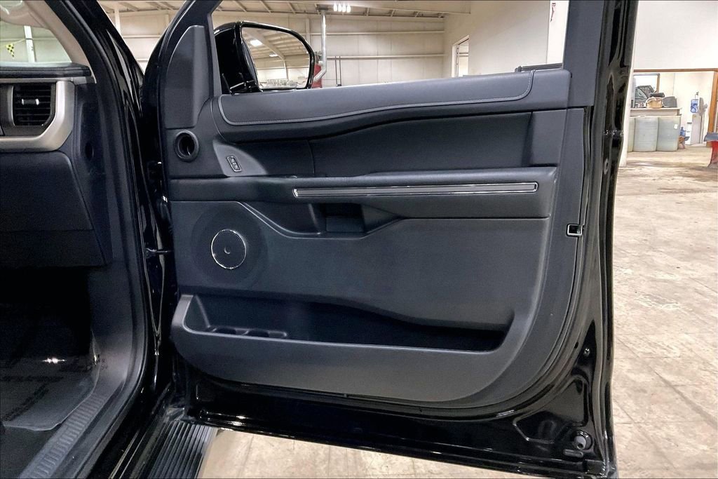 Certified 2024 Ford Expedition Max XLT image 22