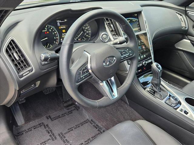 Used 2022 INFINITI Q60 3.0t Luxe w/ Essential Package RWD image 9