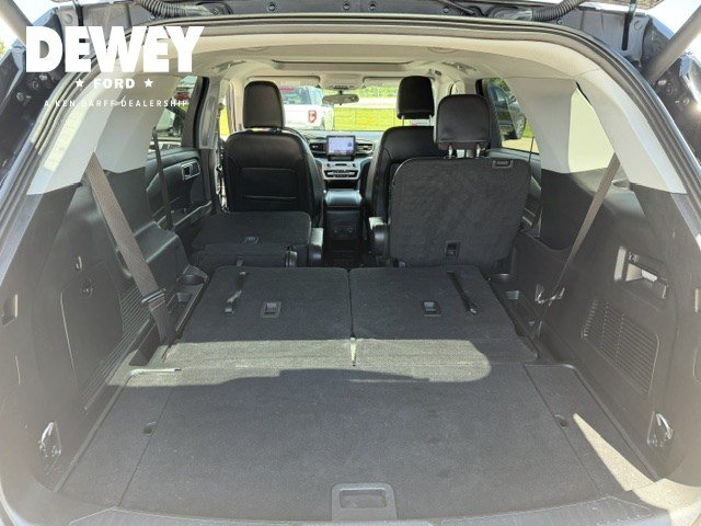 Certified 2023 Ford Explorer XLT w/ Equipment Group 202A AWD/4WD image 32