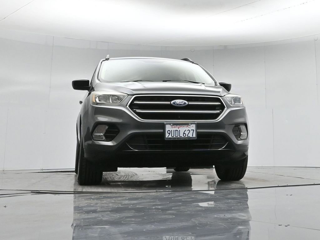 Certified 2019 Ford Escape SE image 31