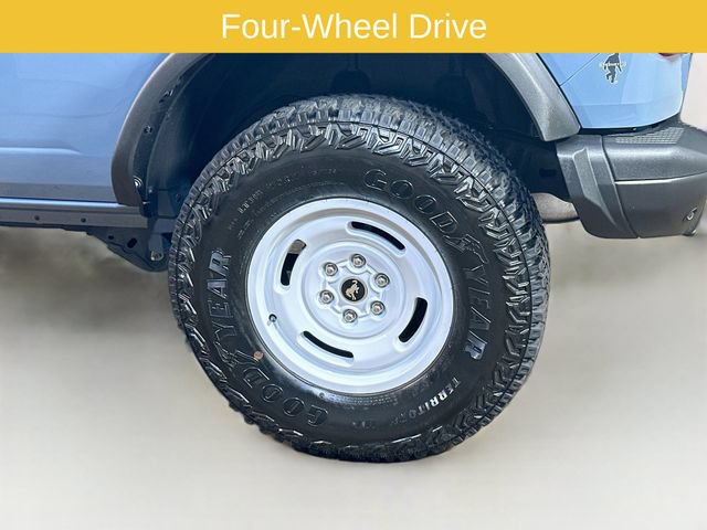 Certified 2023 Ford Bronco Heritage Edition AWD/4WD image 6